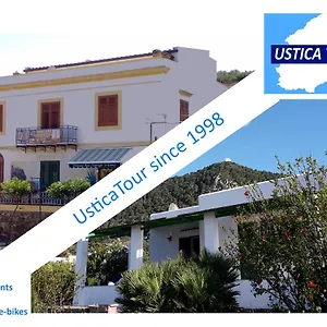 Usticatour And Holiday home