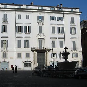  Apartment Piazza Farnese Italy