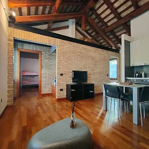  Apartment Urban 34 Italy